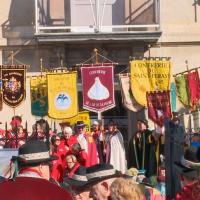 Sur le perron de l'Hôtel de Ville